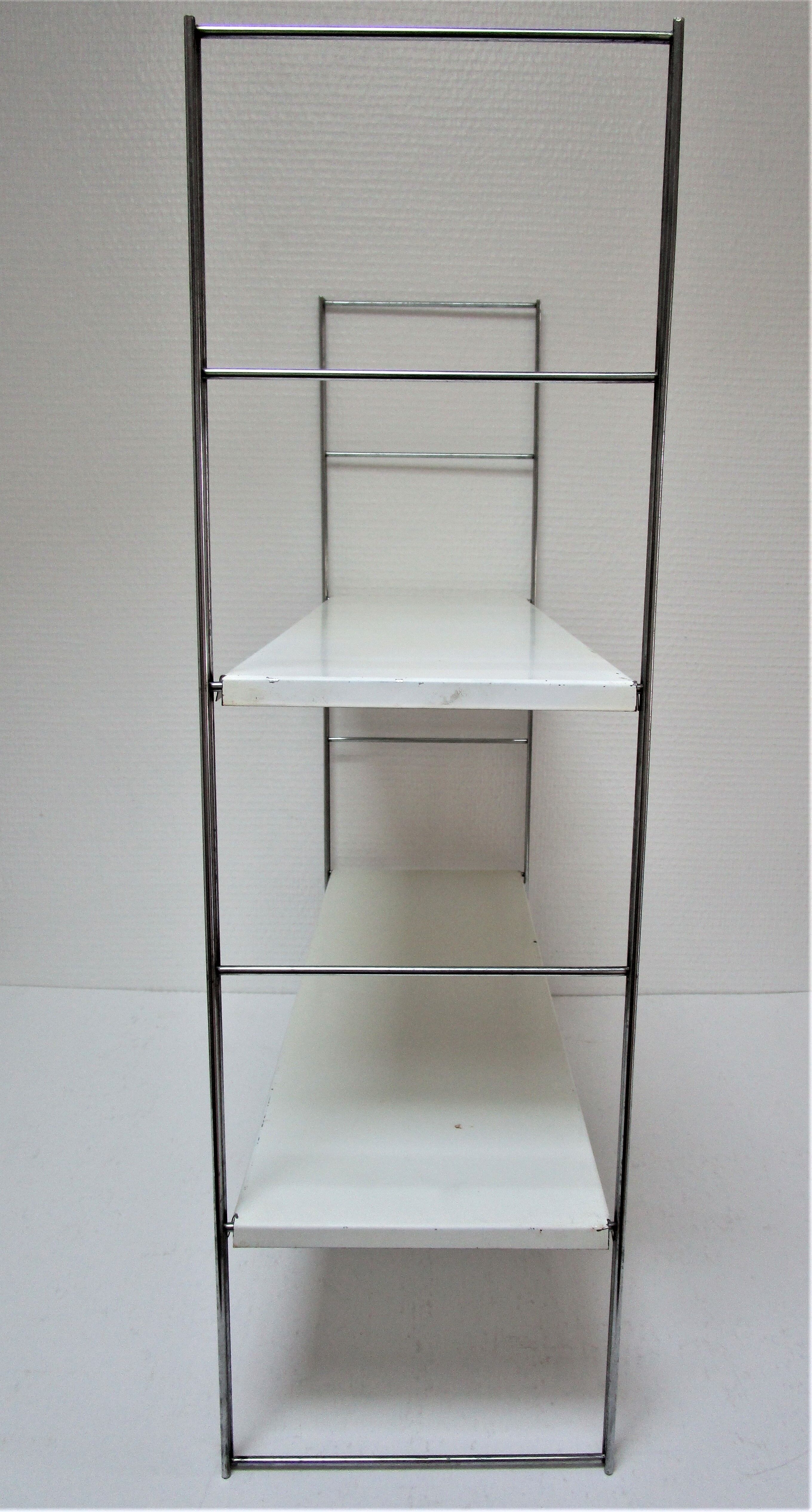 Étagère String métal blanc et acier années 60