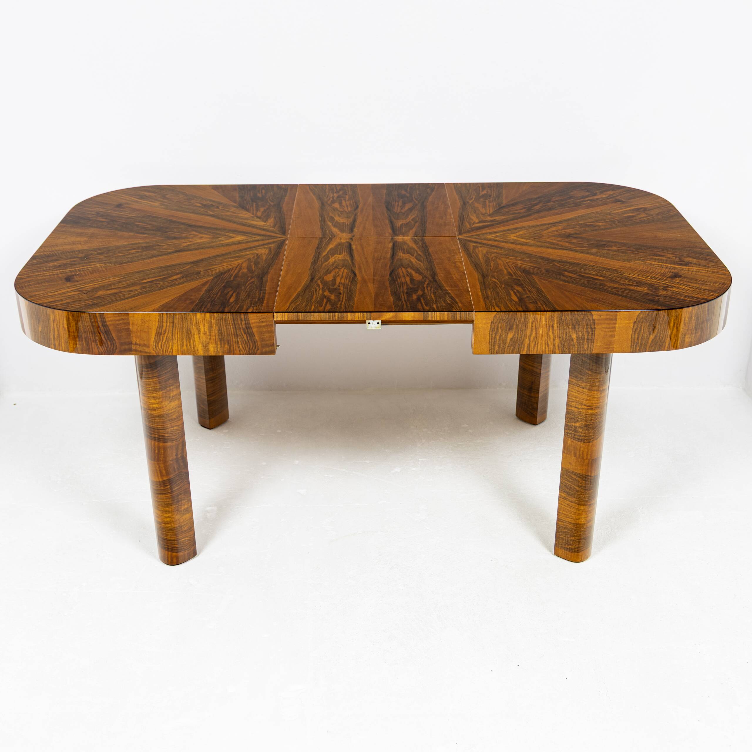 Table extensible Art Déco moderniste en noyer 1930–1944