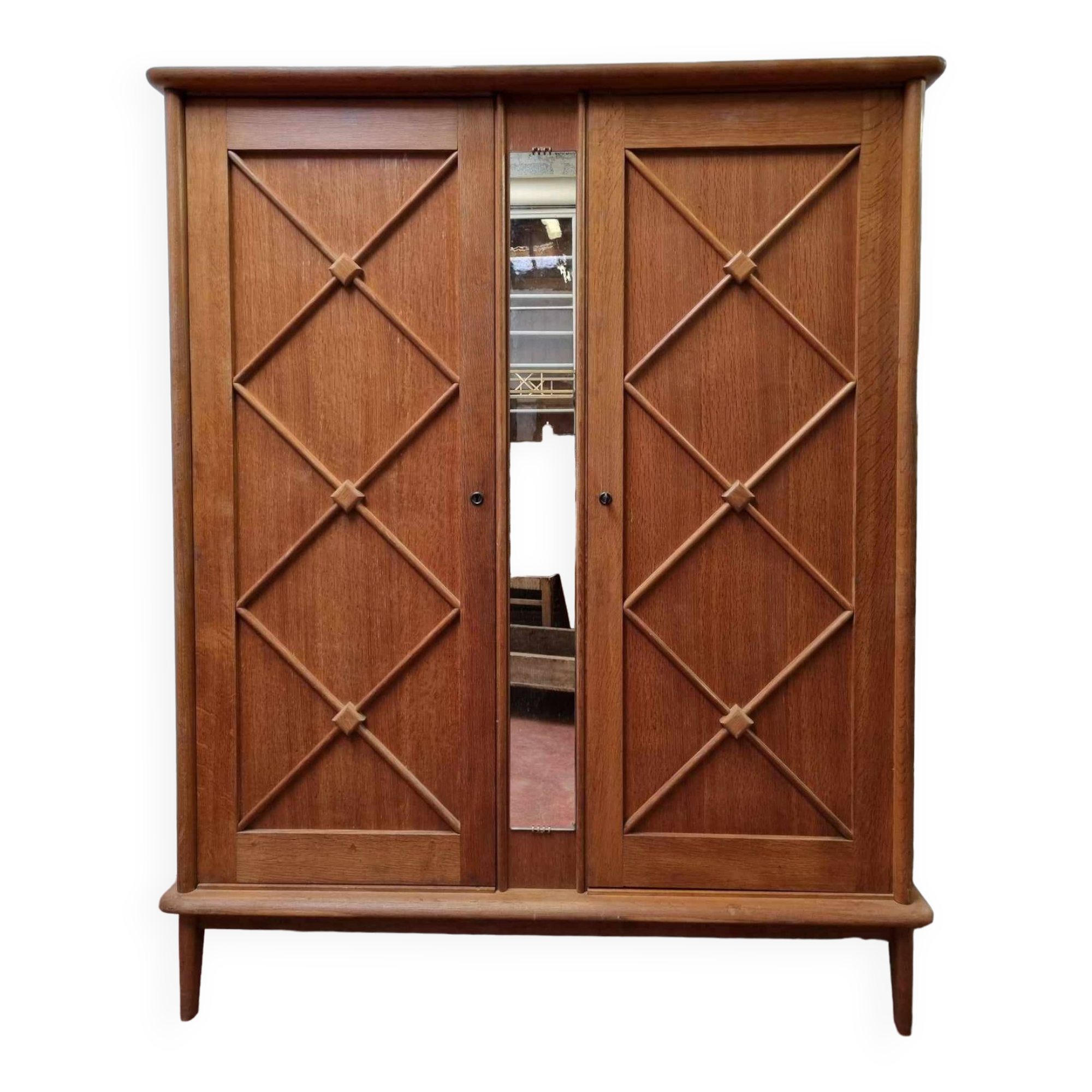 Cross-braced wardrobe