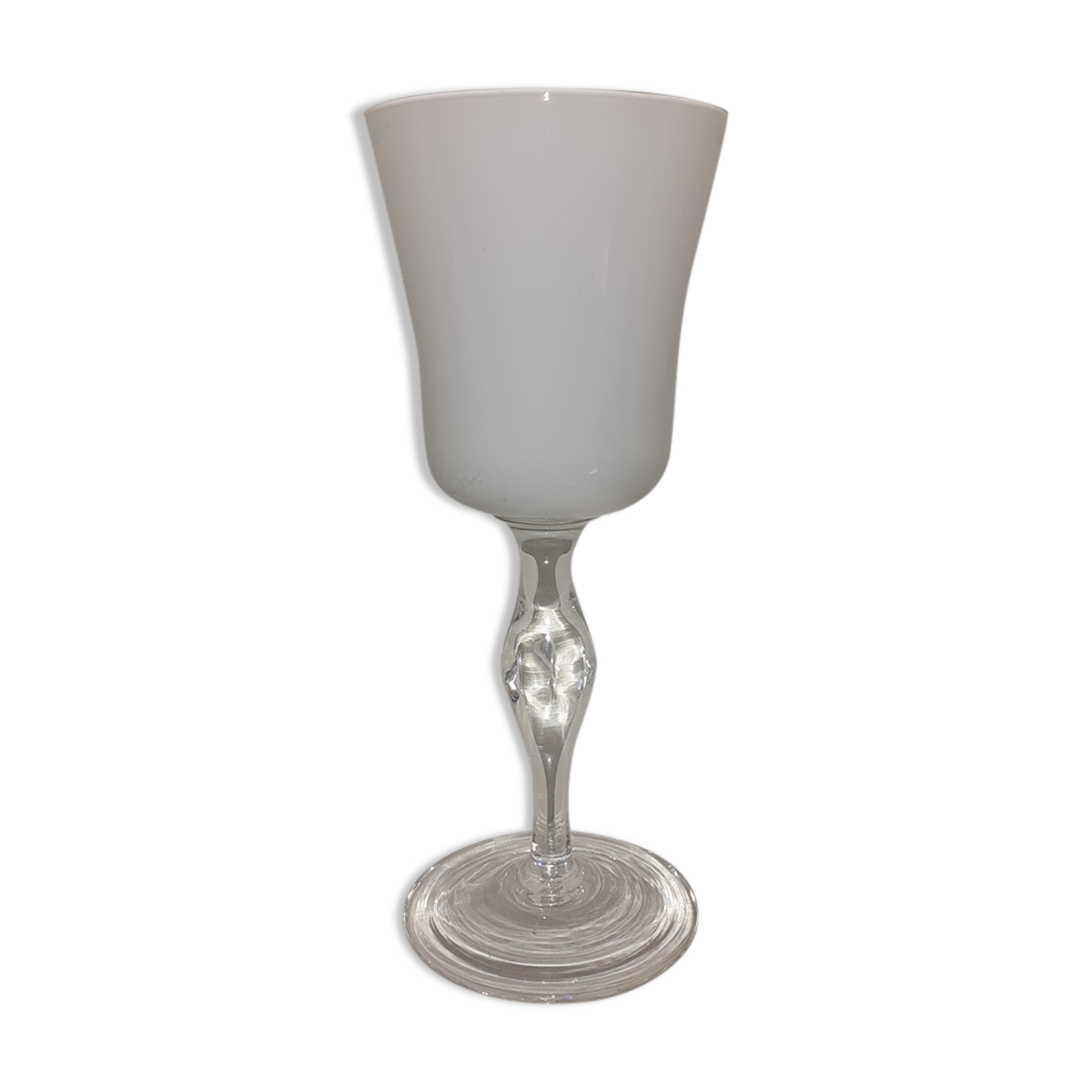 Fairground opaline vase and white glass decor bird