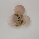 Vintage shell wall light, amber glass and brass, France, 1970.