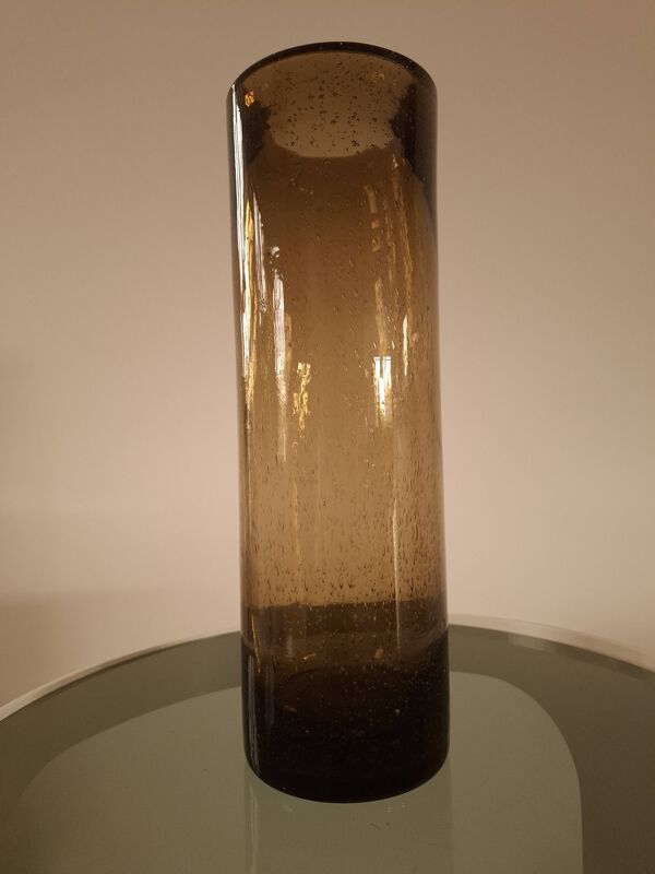 Vas rouleau en verre soufflé ambré