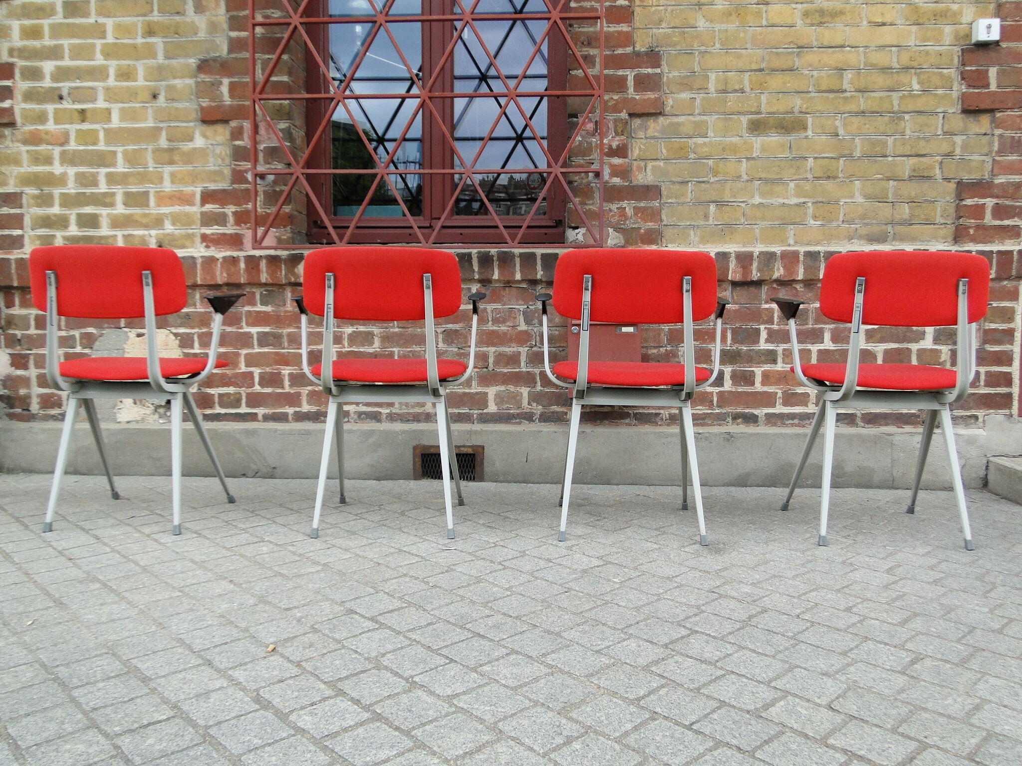 Set of 4 armchairs Friso Kramer 1970