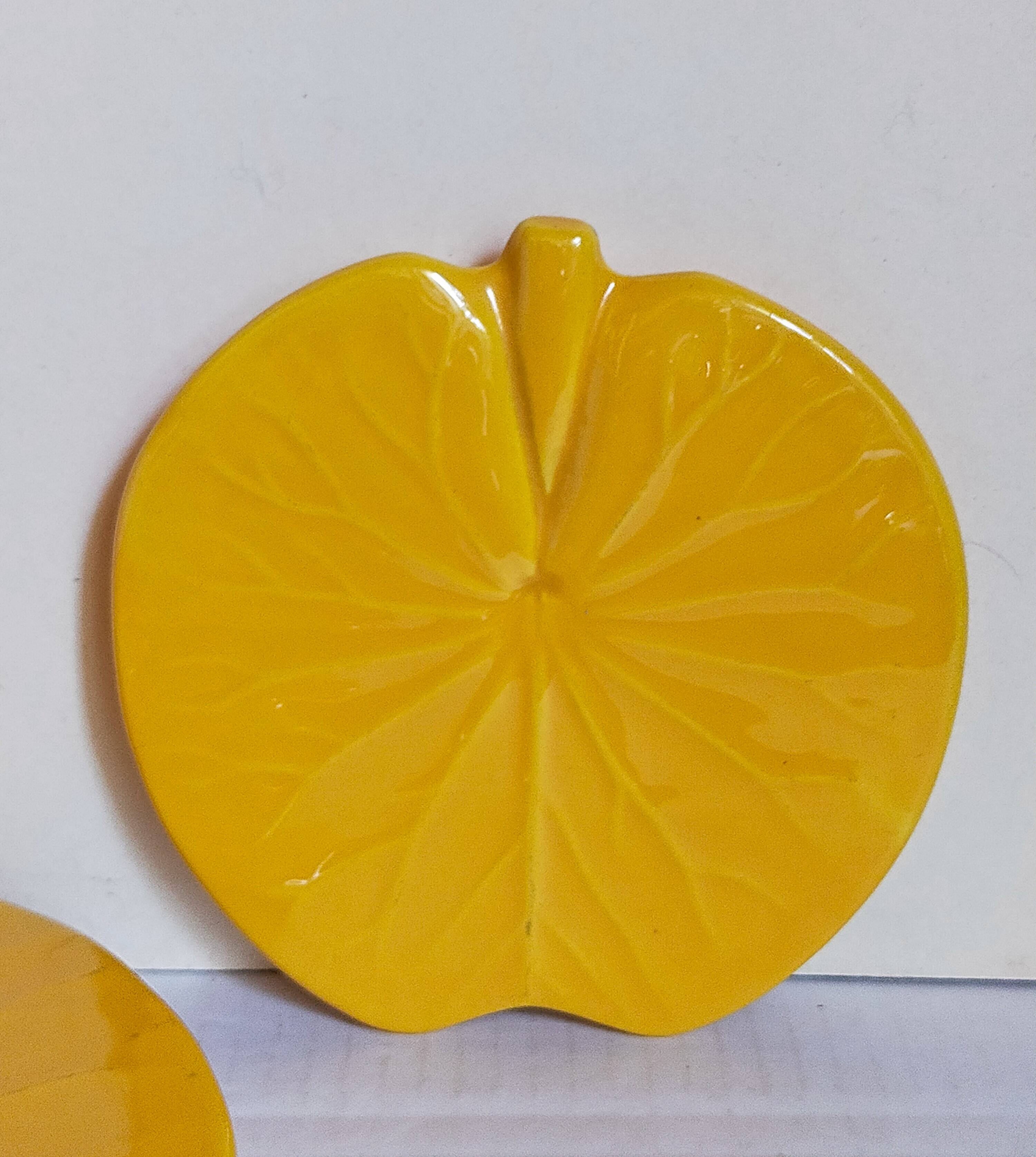 Three vintage water lily presentation dishes in slip