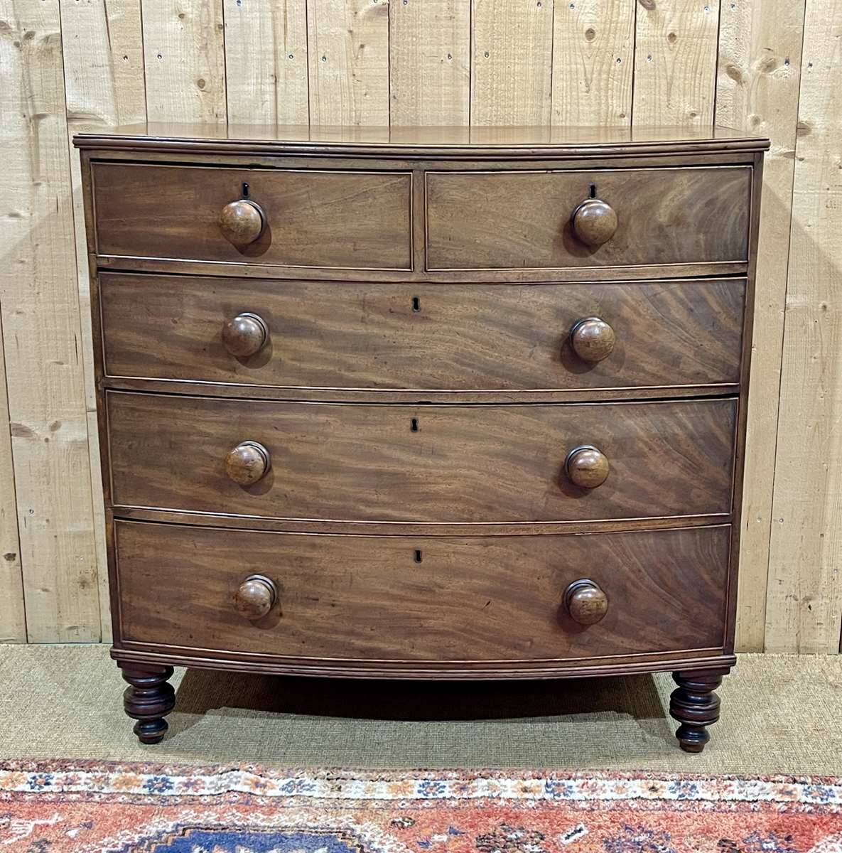 19th century Victorian mahogany chest of drawers