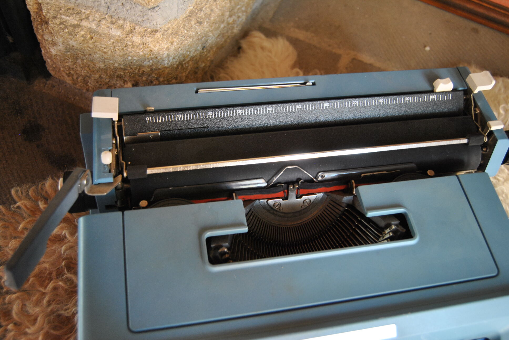 Blue typewriter Ollivetti Studiu 46 years 70