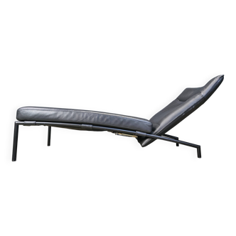 Vintage black leather chaise longue by Peter Mally for Cor, 1990s