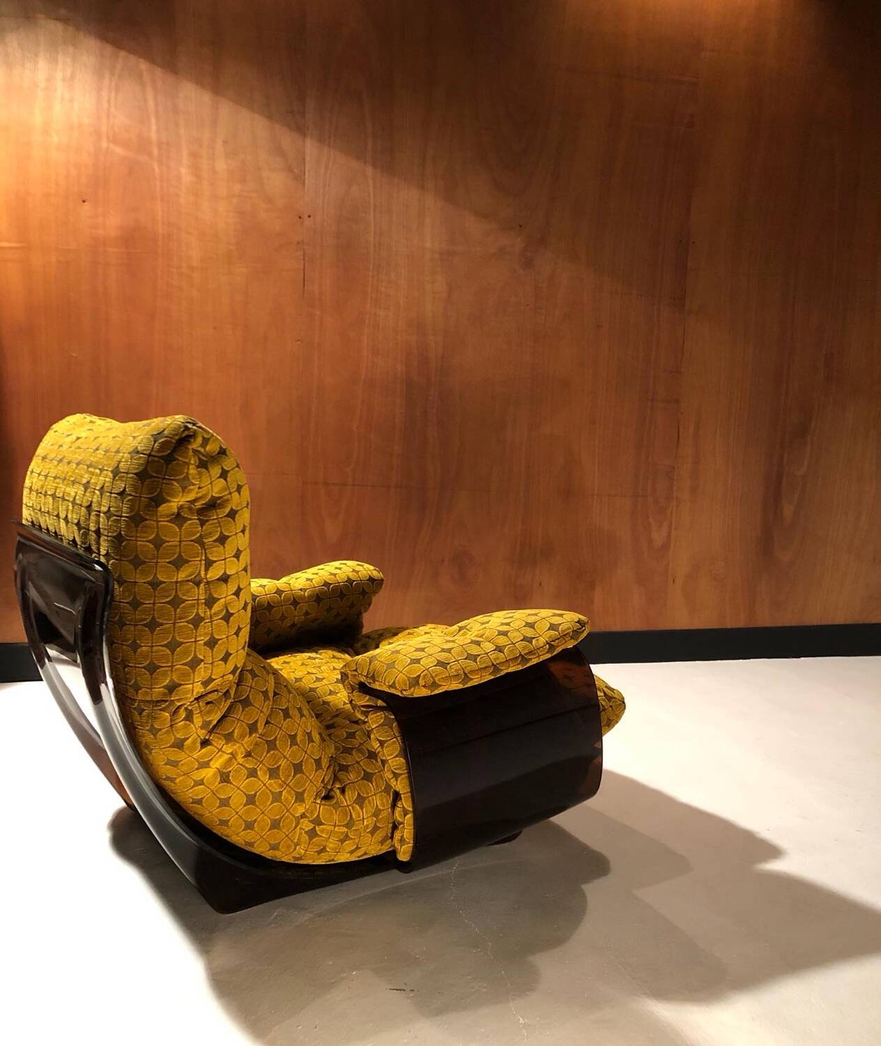 Vintage Marsala armchair Ligne Roset 1970