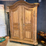 Armoire en noyer XVIII eme