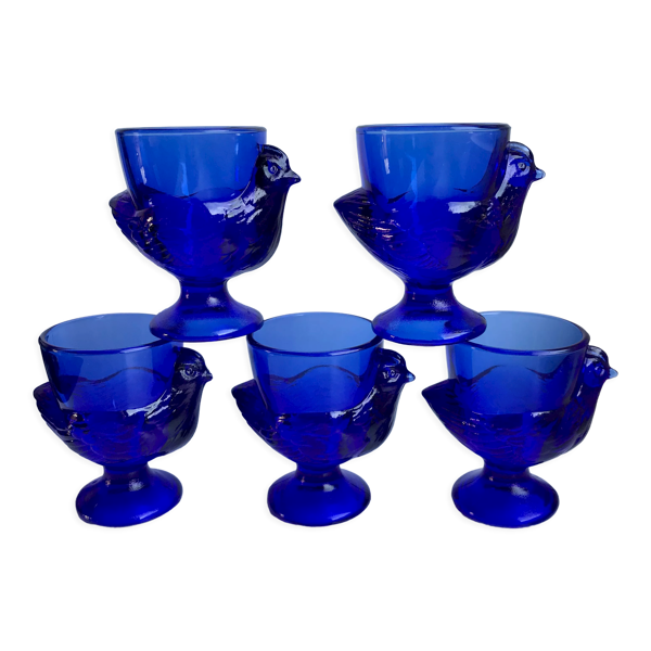 Lot de 5 coquetiers modèle poule en verre couleur bleu roi années 70