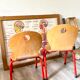 Paire de chaises enfant bois et metal rouge