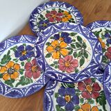 8 assiettes peintes à la main
