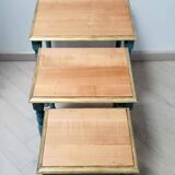 Tables gigognes