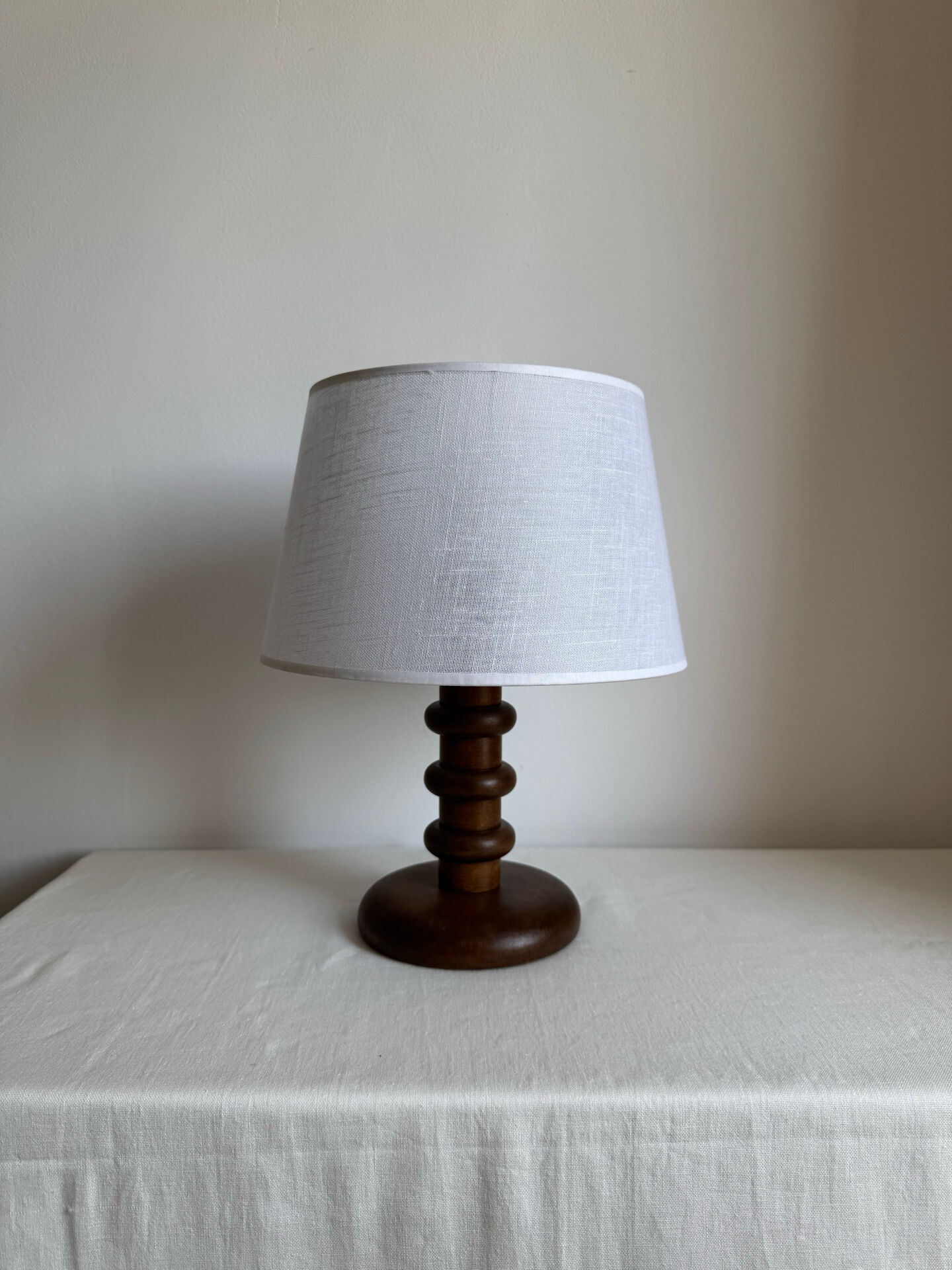 Vintage Mid Century Modern Wood Base Table Lamp