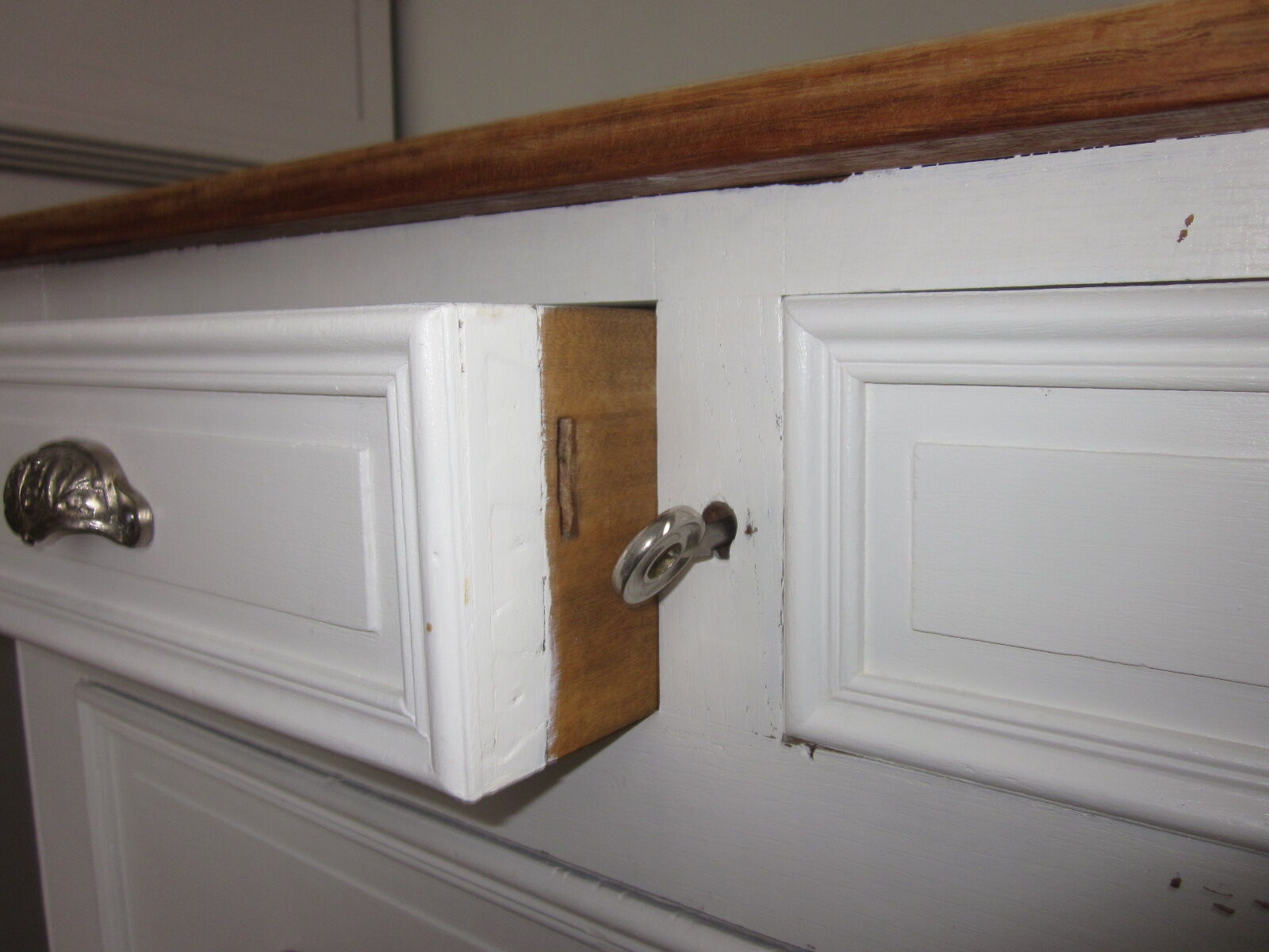 Old chest of drawers