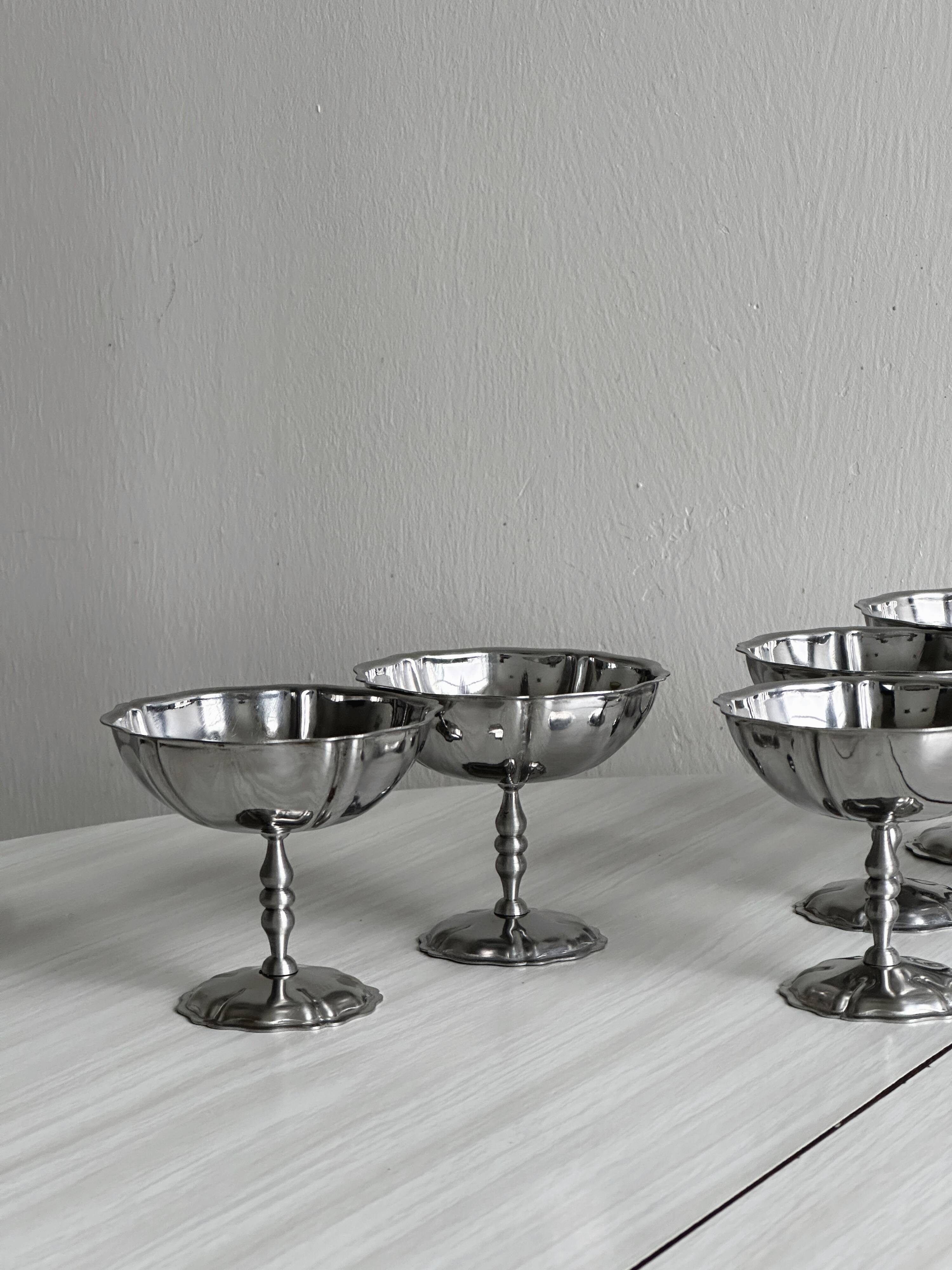 6 stainless steel footed bowls, Letang Remy style