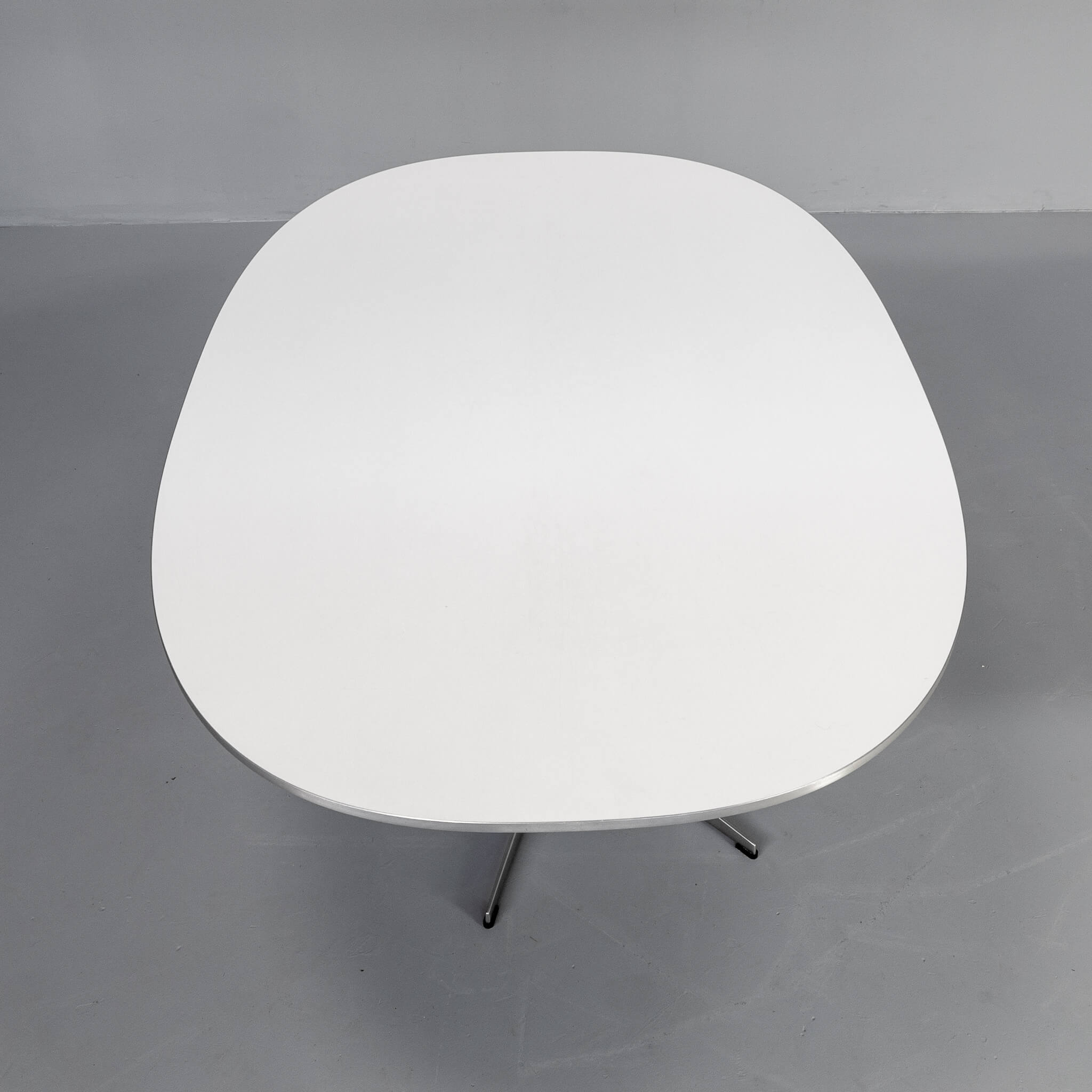 Piet Hein superellipse dining table for Fritz Hansen