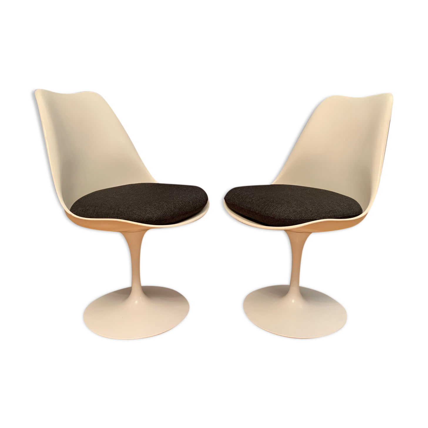Paire de chaises Tulip modèle 151 conçue par Eero Saarinen, Knoll International, années 1950