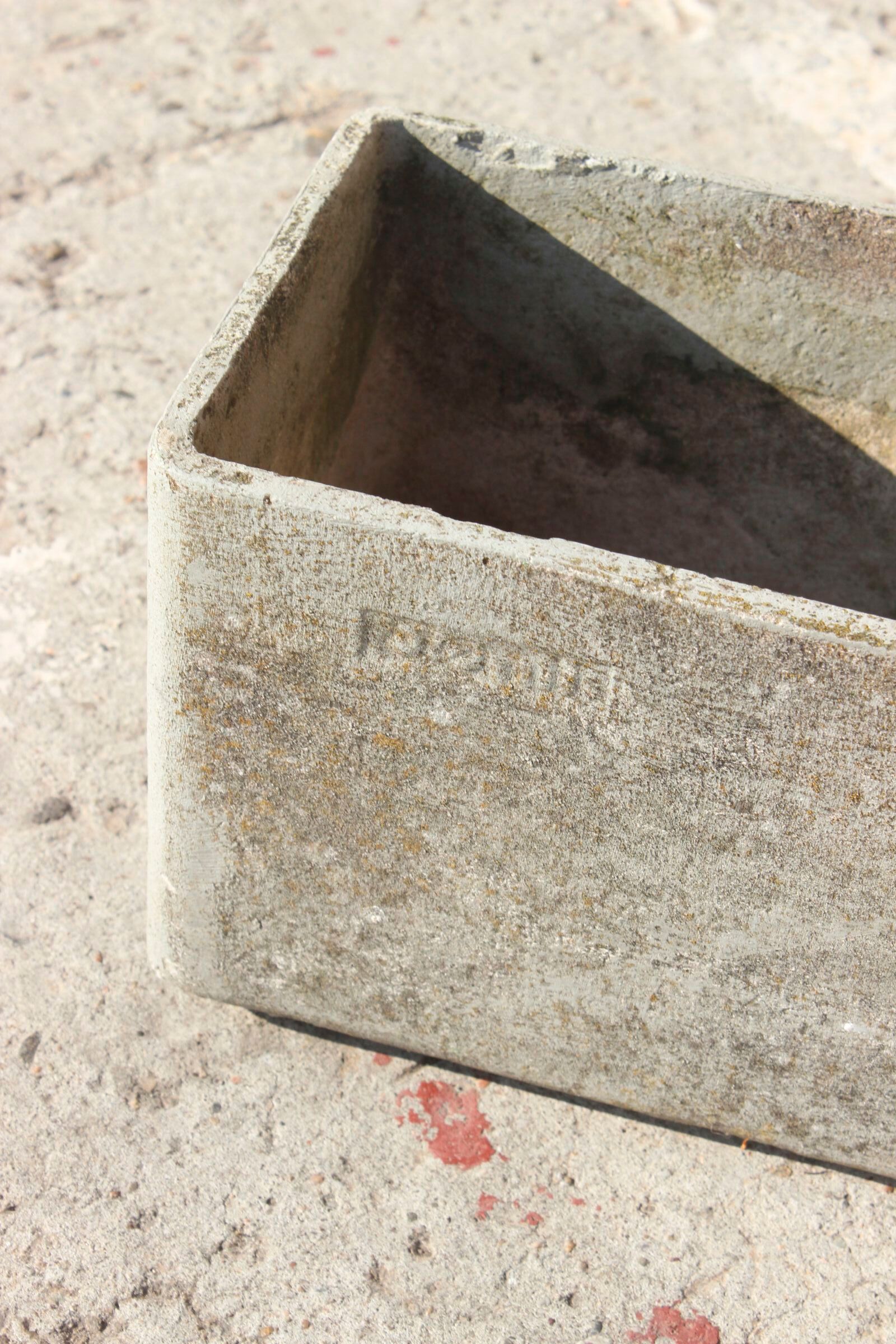 Modernist planter in Eternit, Switzerland 1970