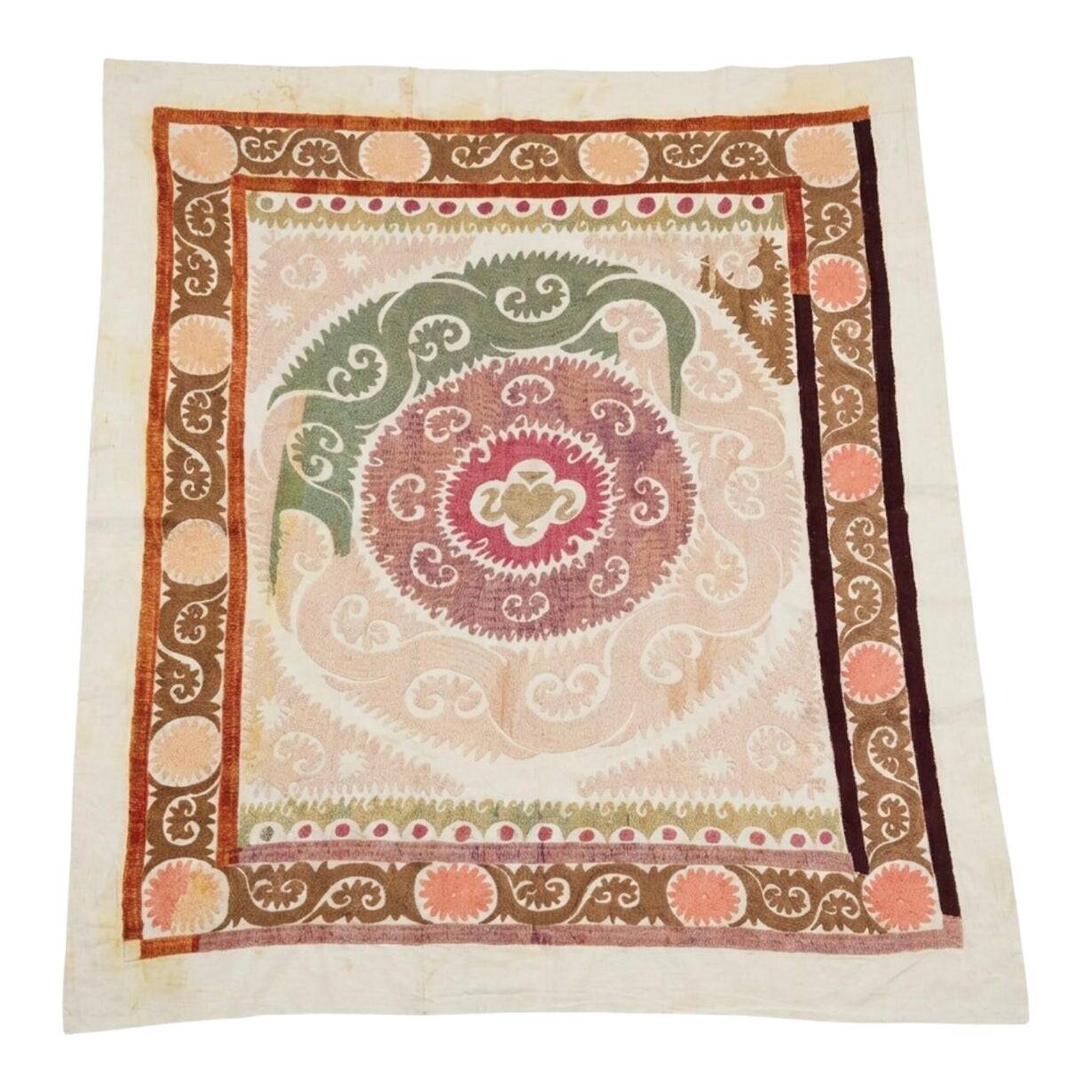Vintage hand-embroidered tablecloth 126x150 cm