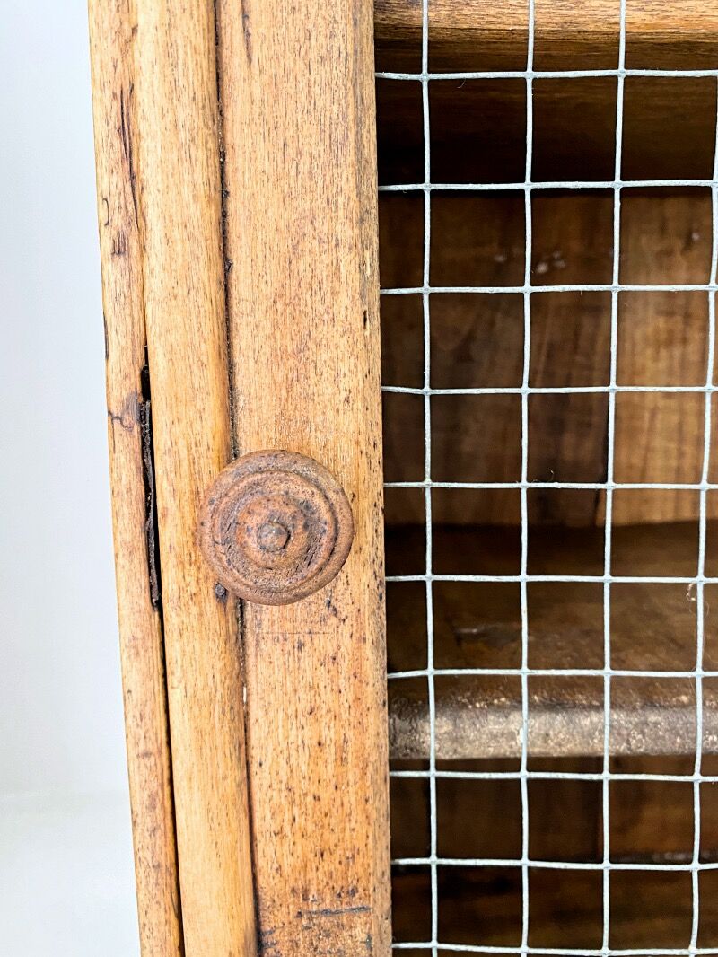 Wooden wall-mounted toilet cabinet