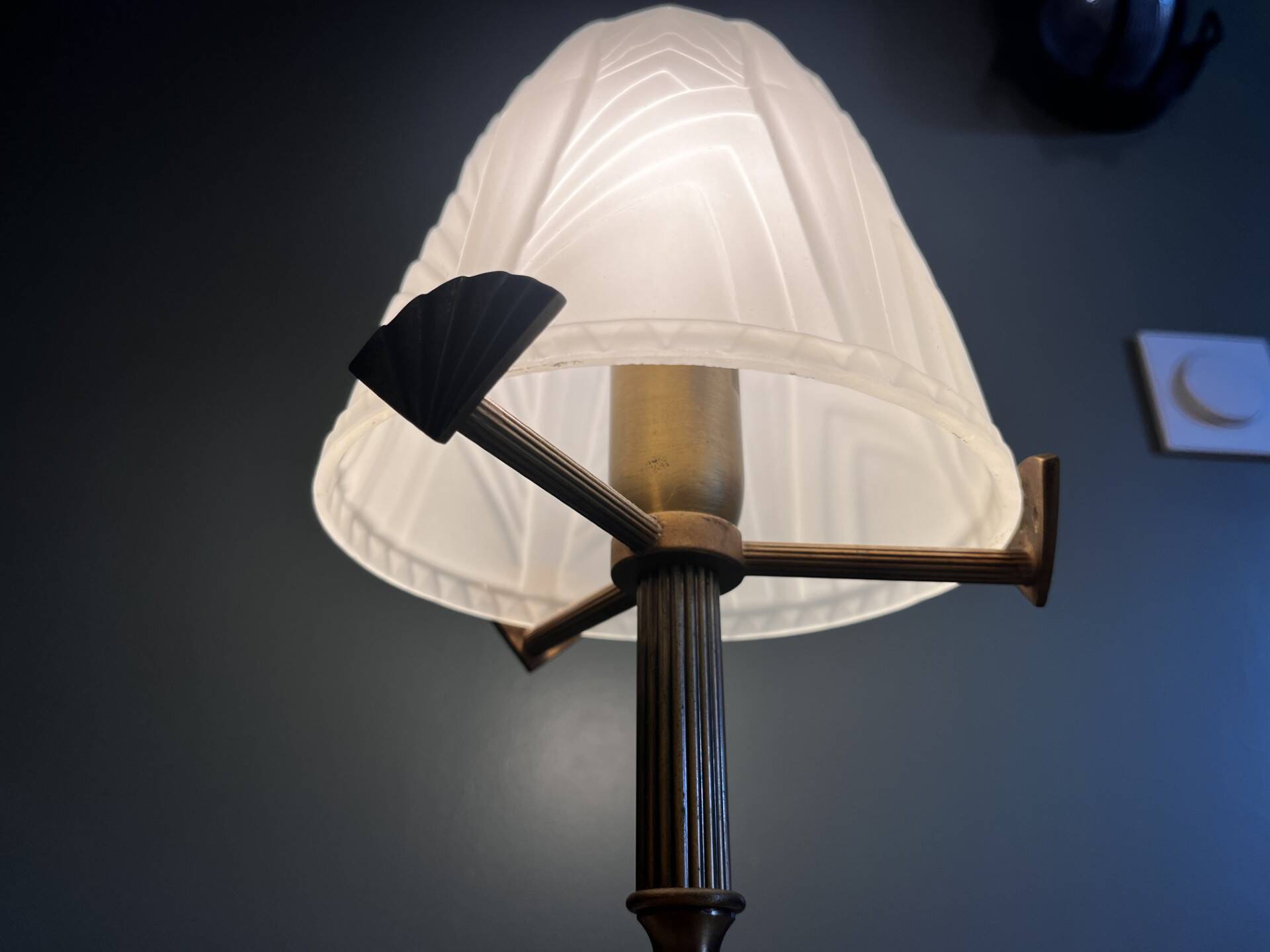 Art Deco lamp