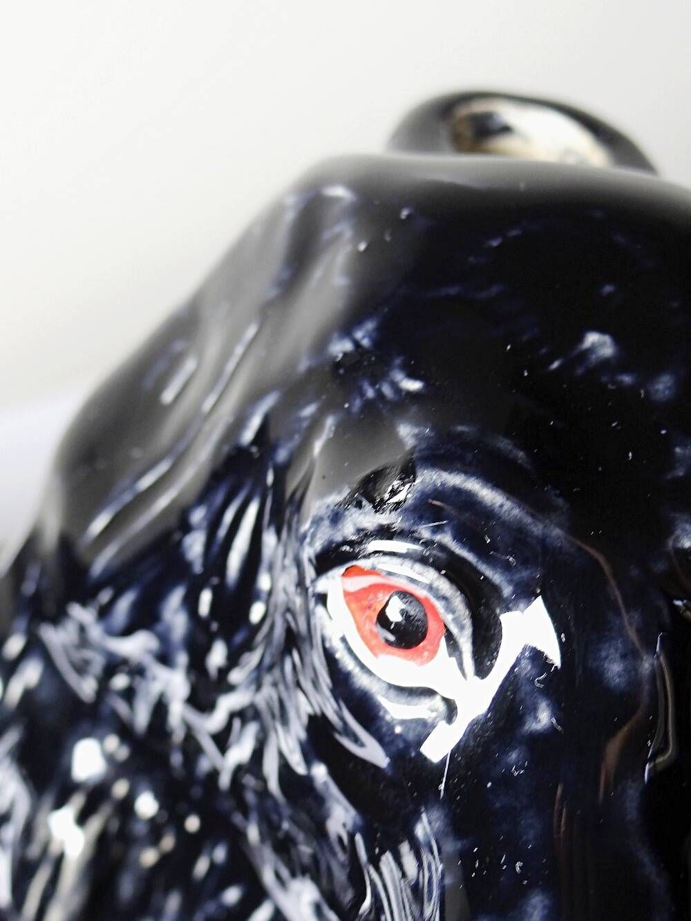 Vintage rum carafe Newfoundland Screech, Newfoundland dog in majolica.
