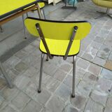 Table and chairs in 50s formica