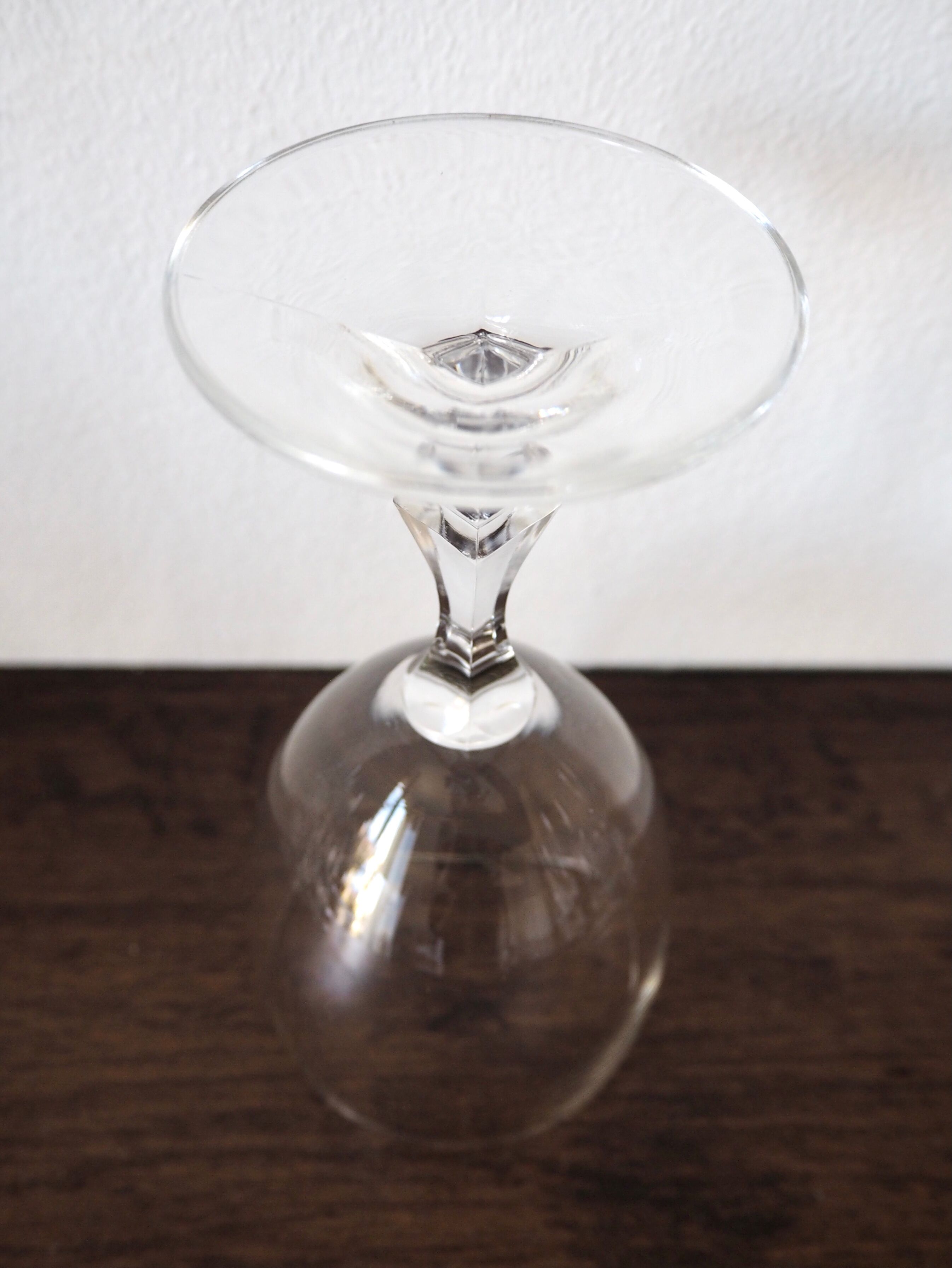 Set of 6 stemmed glasses