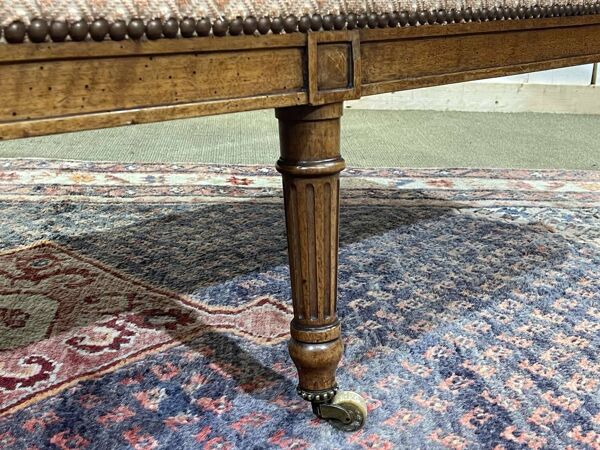 Banquette Louis XVI début XXème en noyer