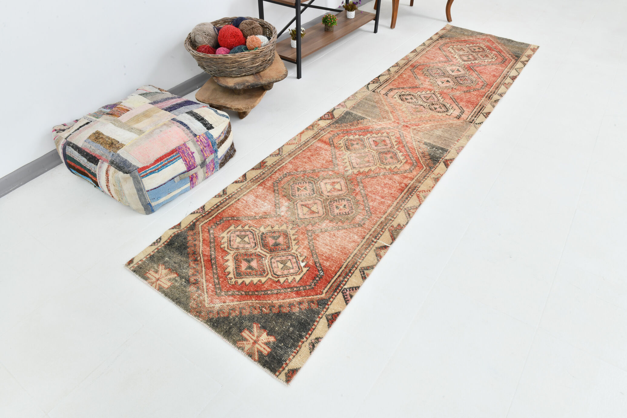3x12 Persian Classic Runner Rug, 85x356Cm
