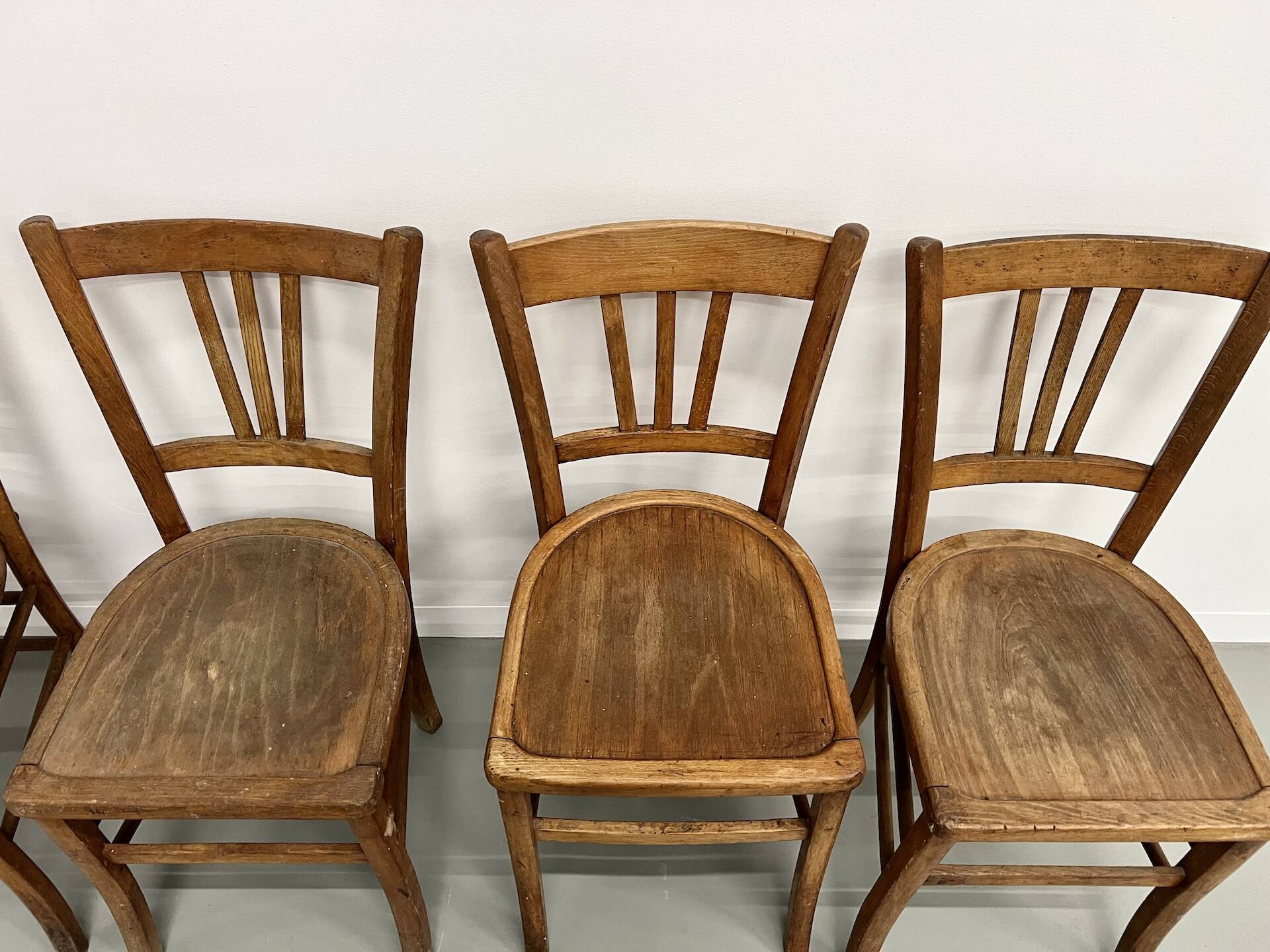 Set of 5 bistro chairs
