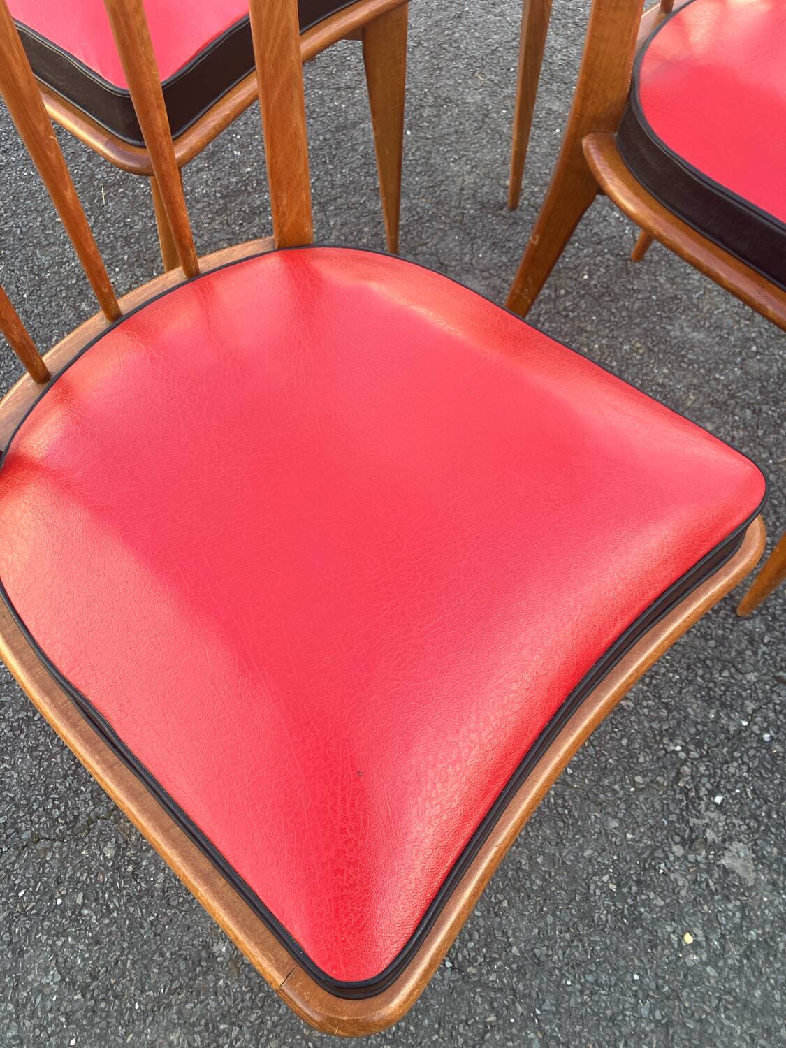 Set of five bistro chairs in wood and imitation leather, Charles Ramos Baumann style