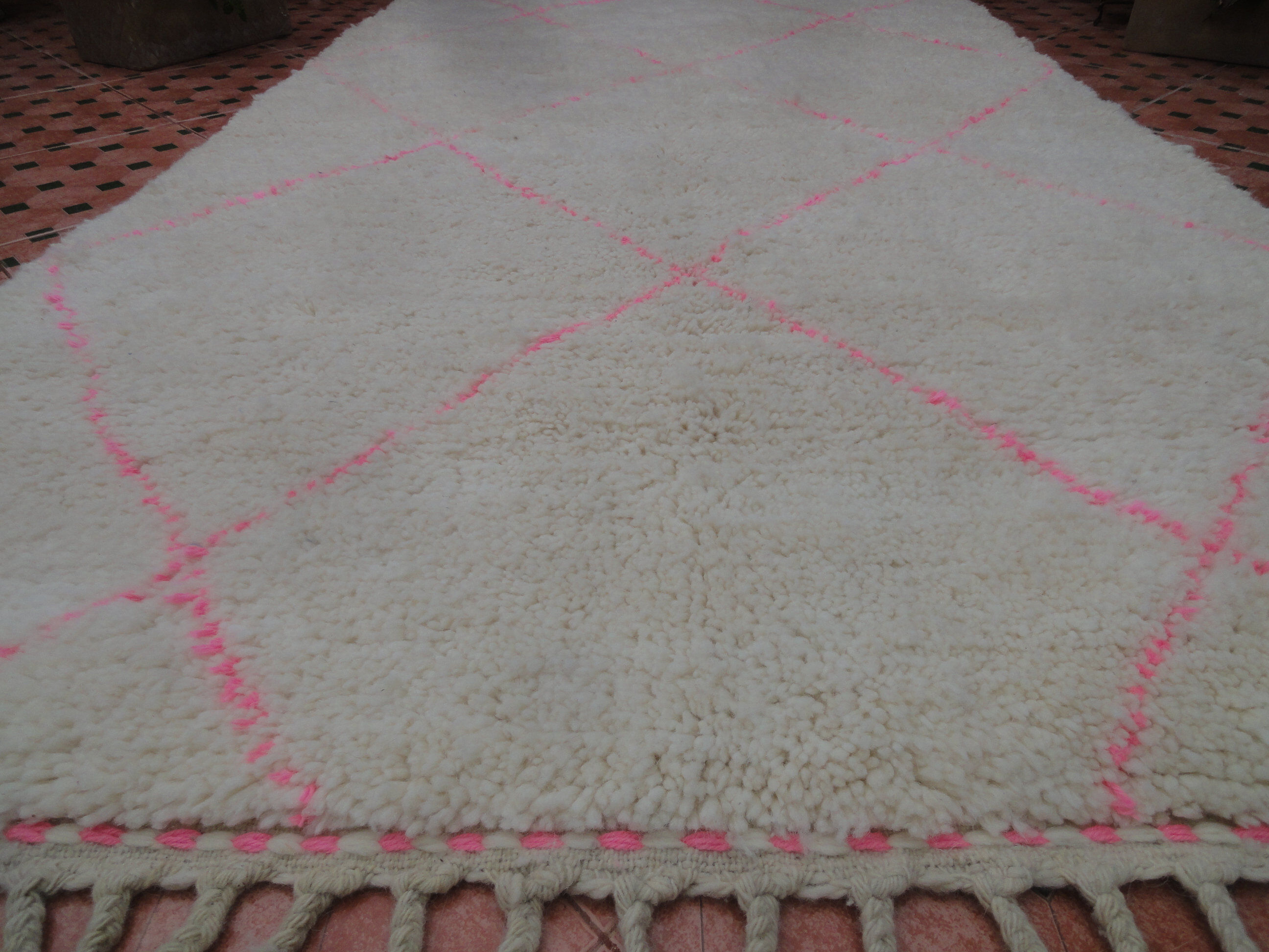 Beni ourain carpets rose 250 x 143 cm