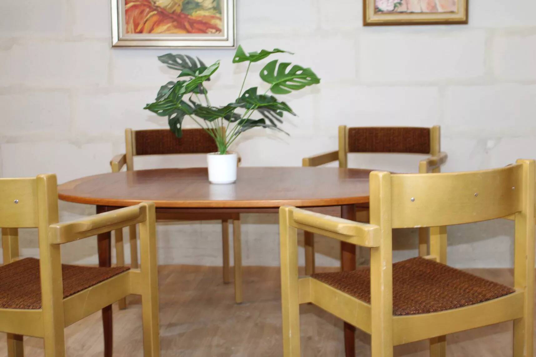 Set of 4 vintage Scandinavian stackable chairs in solid wood - Balzar Beskow - Sweden, 1960s