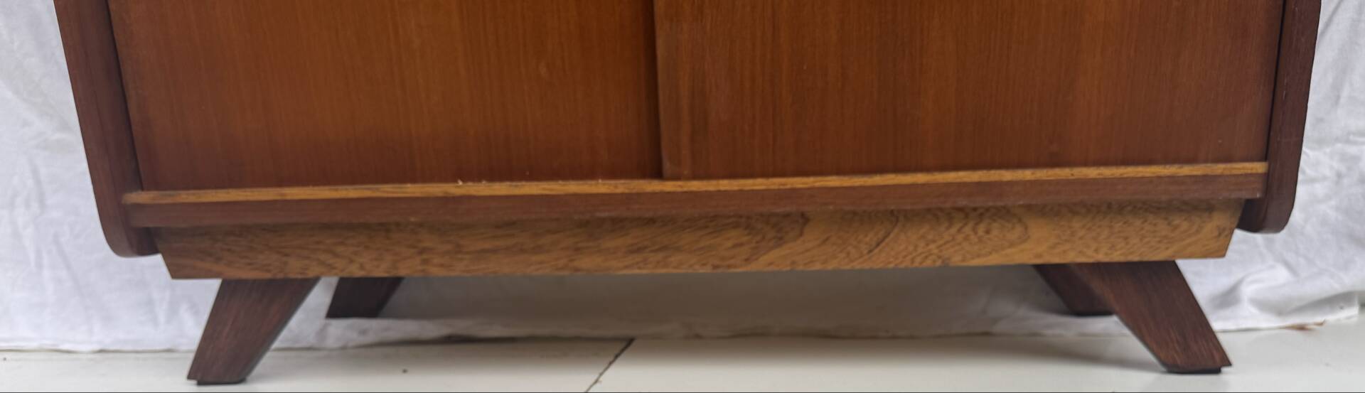 Vintage shoe cabinet with tapered legs