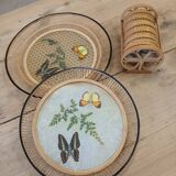 6 coasters and 2 Japanese trays