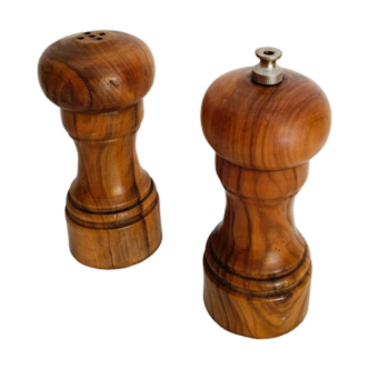 Olive wood salt shaker and pepper mill