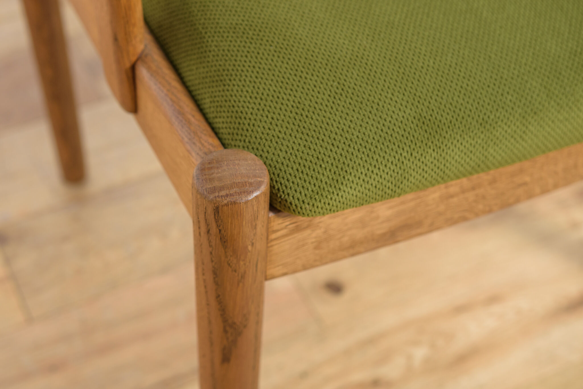 Chaises de salle à manger en chêne du milieu du siècle Modèle J62 par Poul M. Volther pour FDB Mobler, Danemark, années 1960, Ensemble de 4