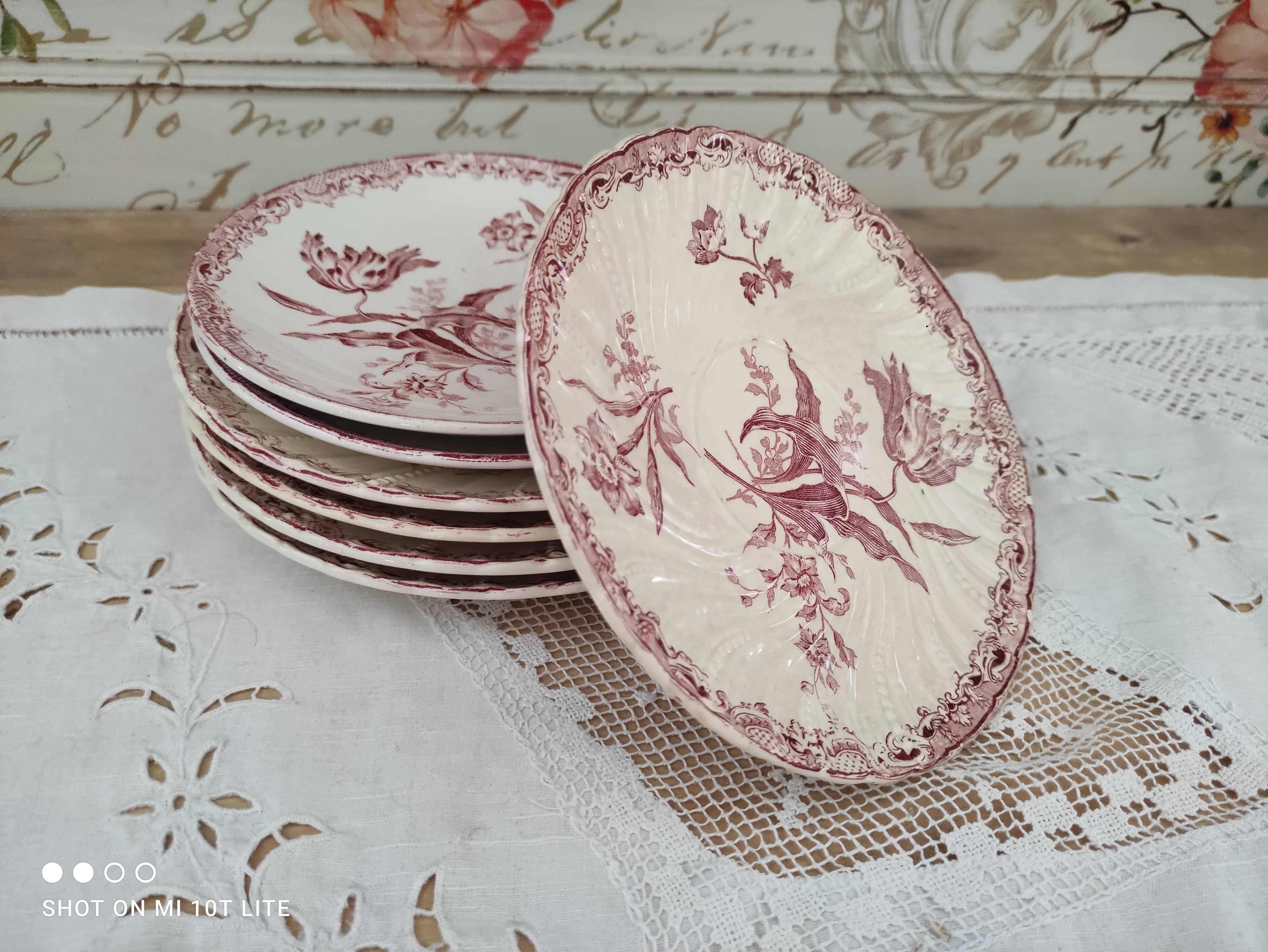 Lot de 7 assiettes ou soucoupes dépareillées Sarreguemines modèle Fontanges