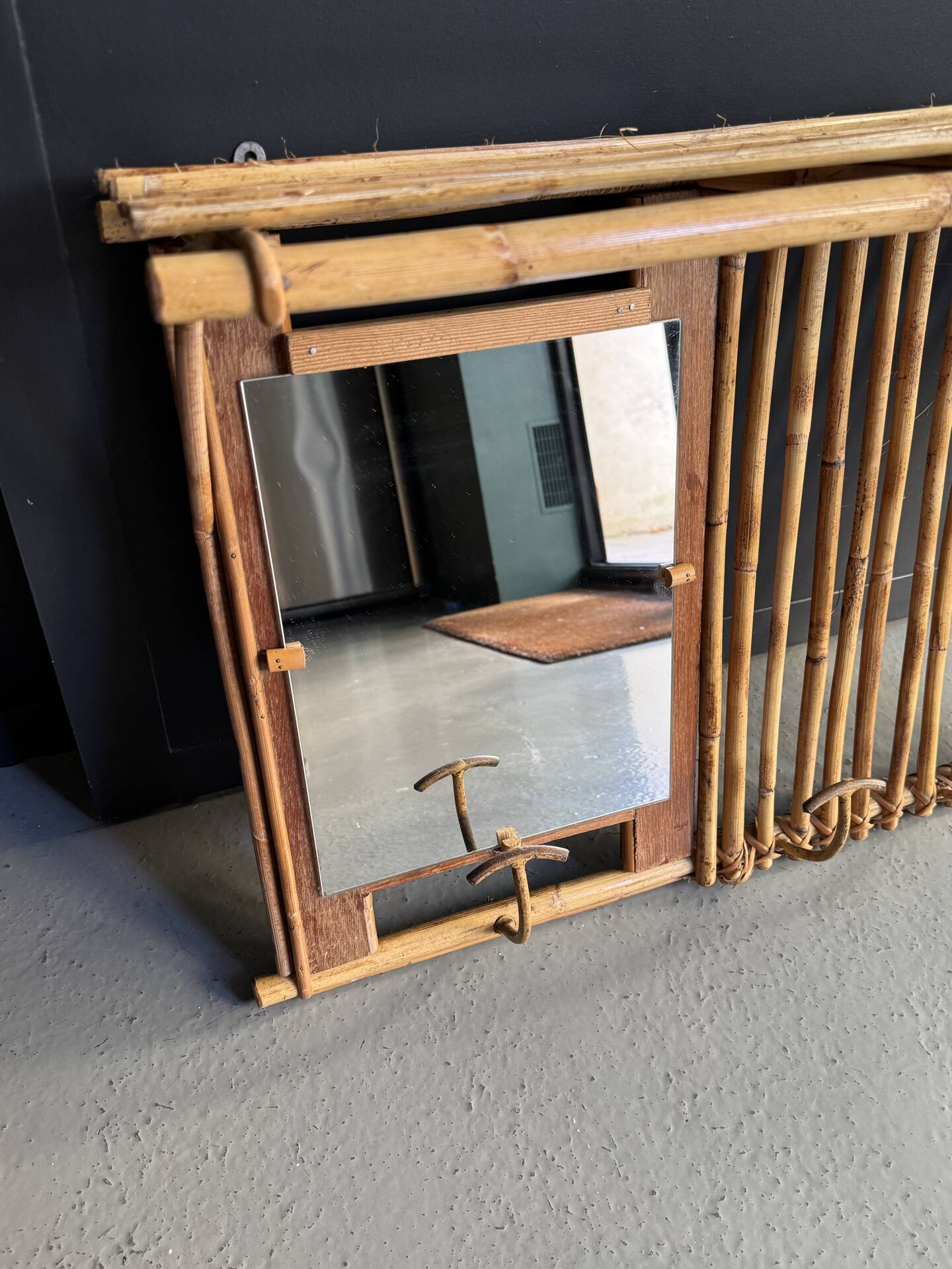 Wall-mounted bamboo coat rack