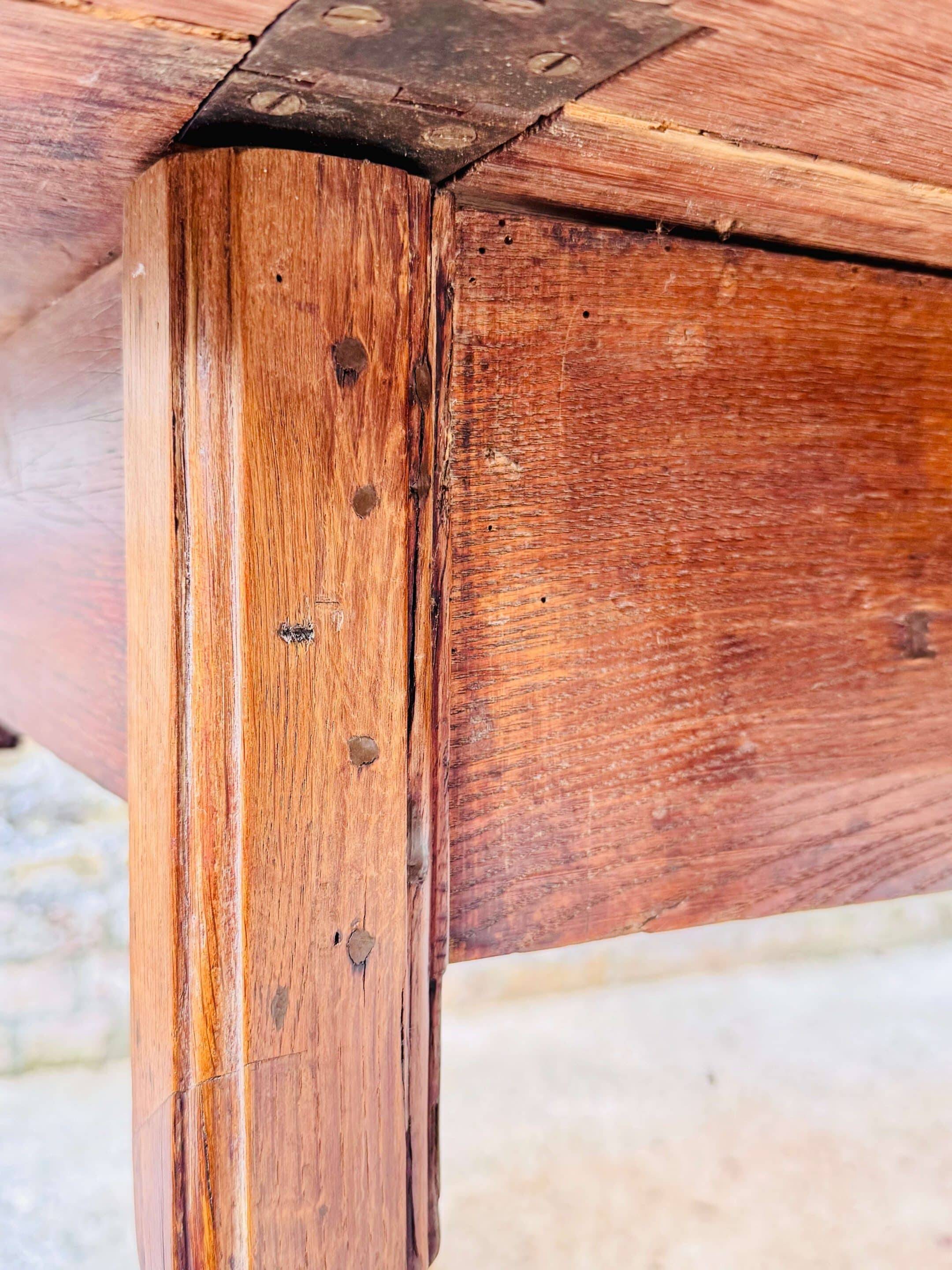 1900 George III solid oak table