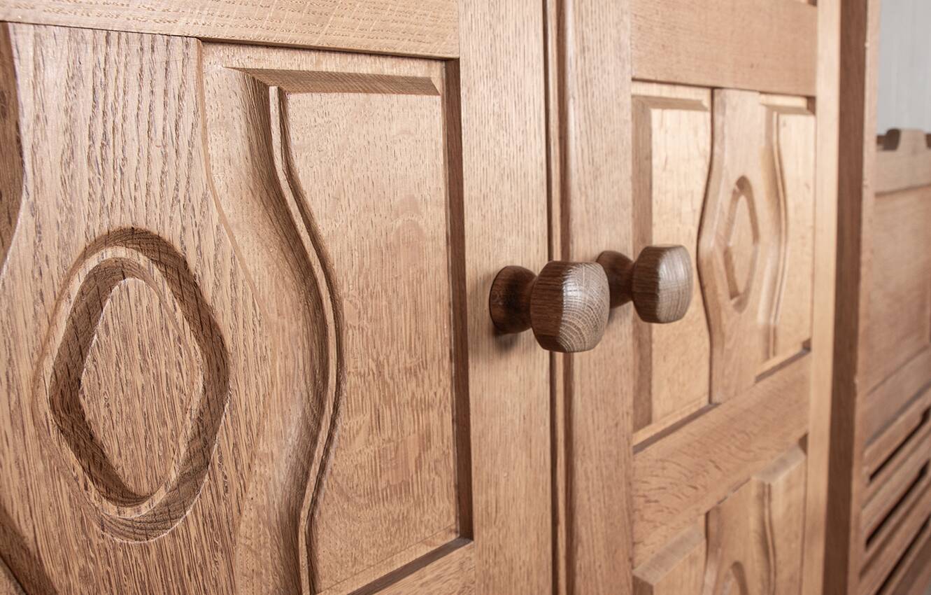 Solid oak buffet and faience, Guillerme and Chambron for your home,