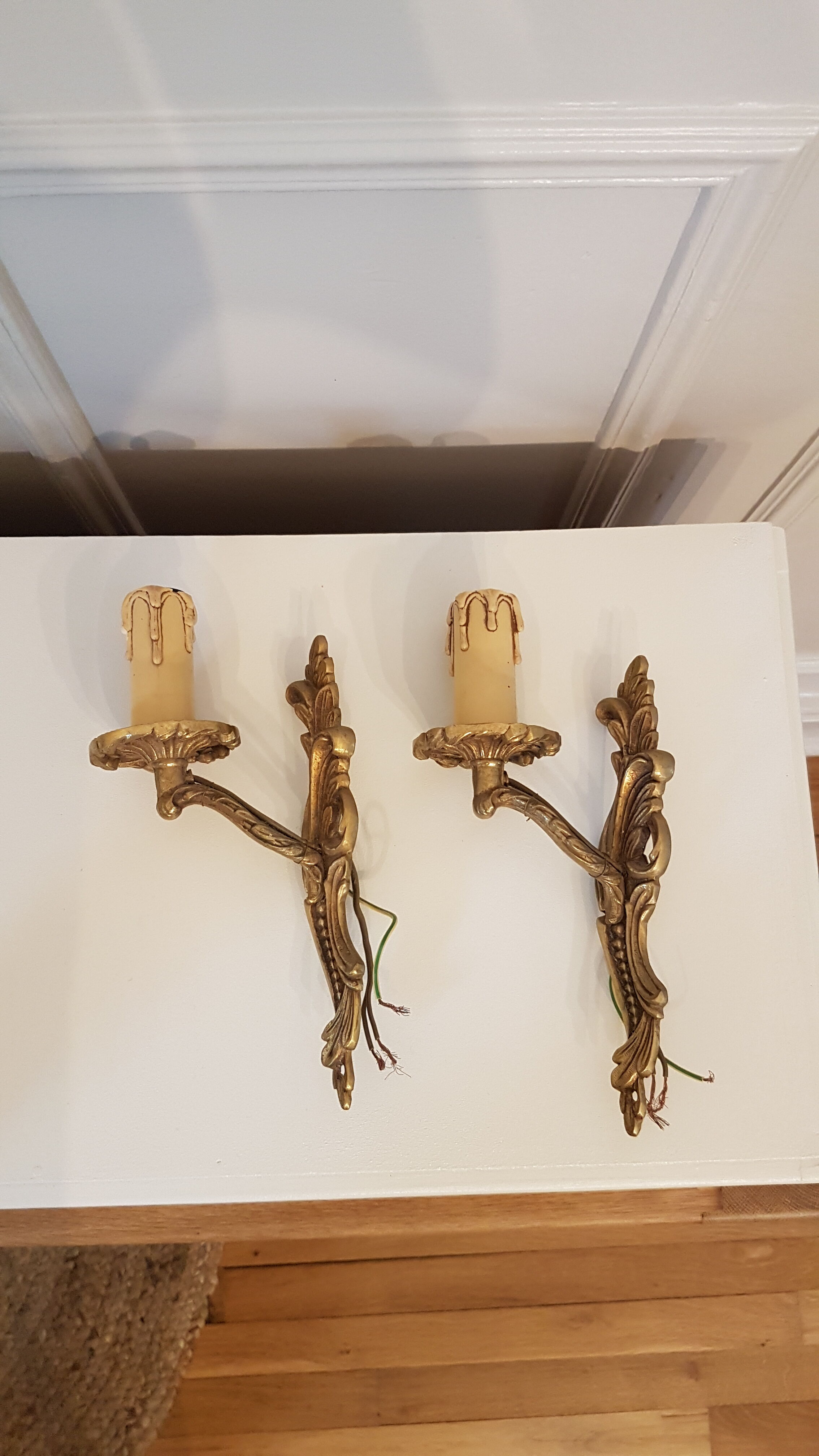 Pair of wall sconces Louis XV style