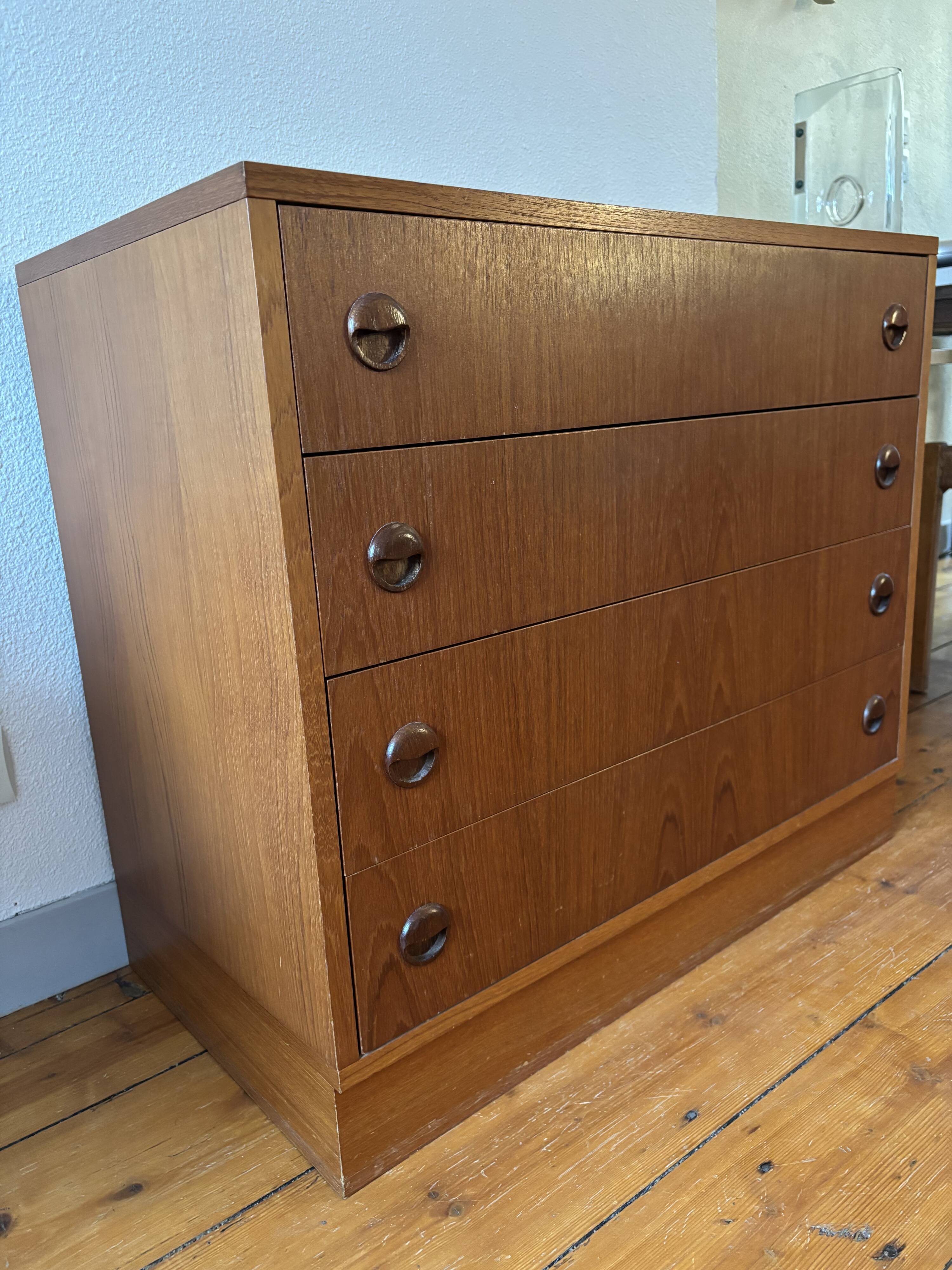 Scandinavian teak chest of drawers, 1960.