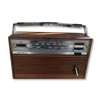 Transistor Radiola vintage car radio