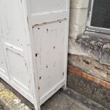Armoire parisienne patine ancienne "lys"
