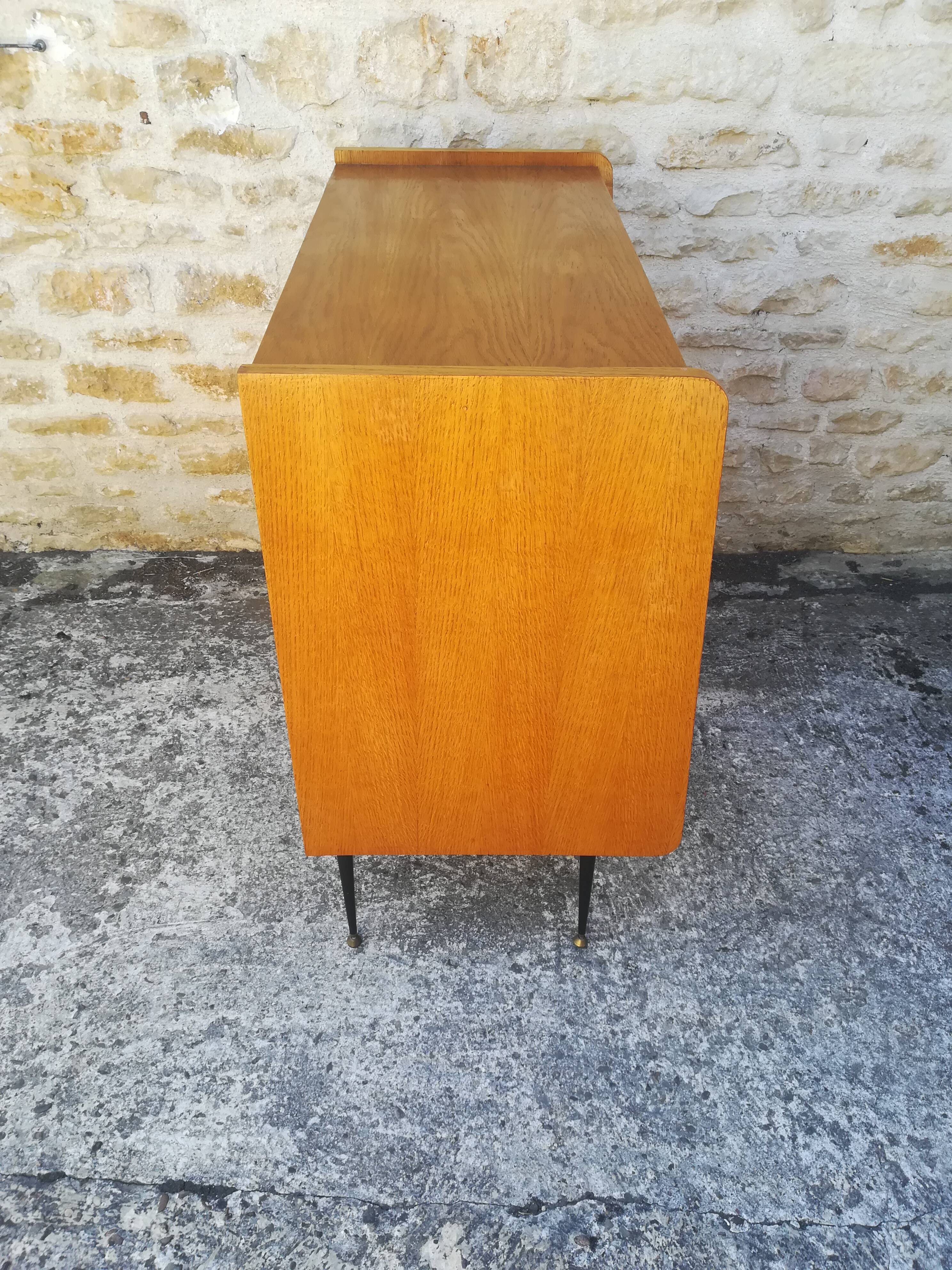 Convenient metal compass feet