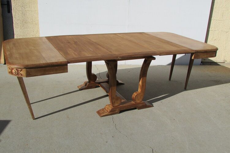 Art Deco table, cradle foot, opening, up to 18 people