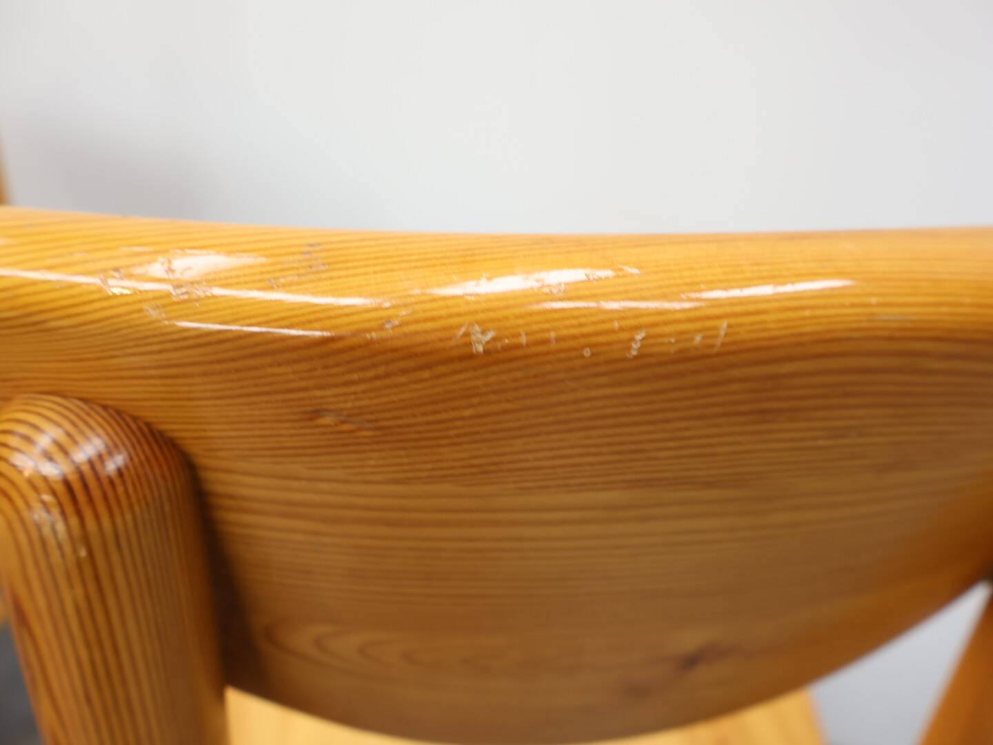 Set van 4 vintage eetkamerstoelen grenen